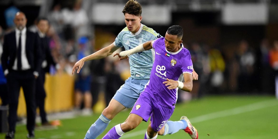 Nottingham Forest submit bid for £17m ace with "great speed", talks ongoing
