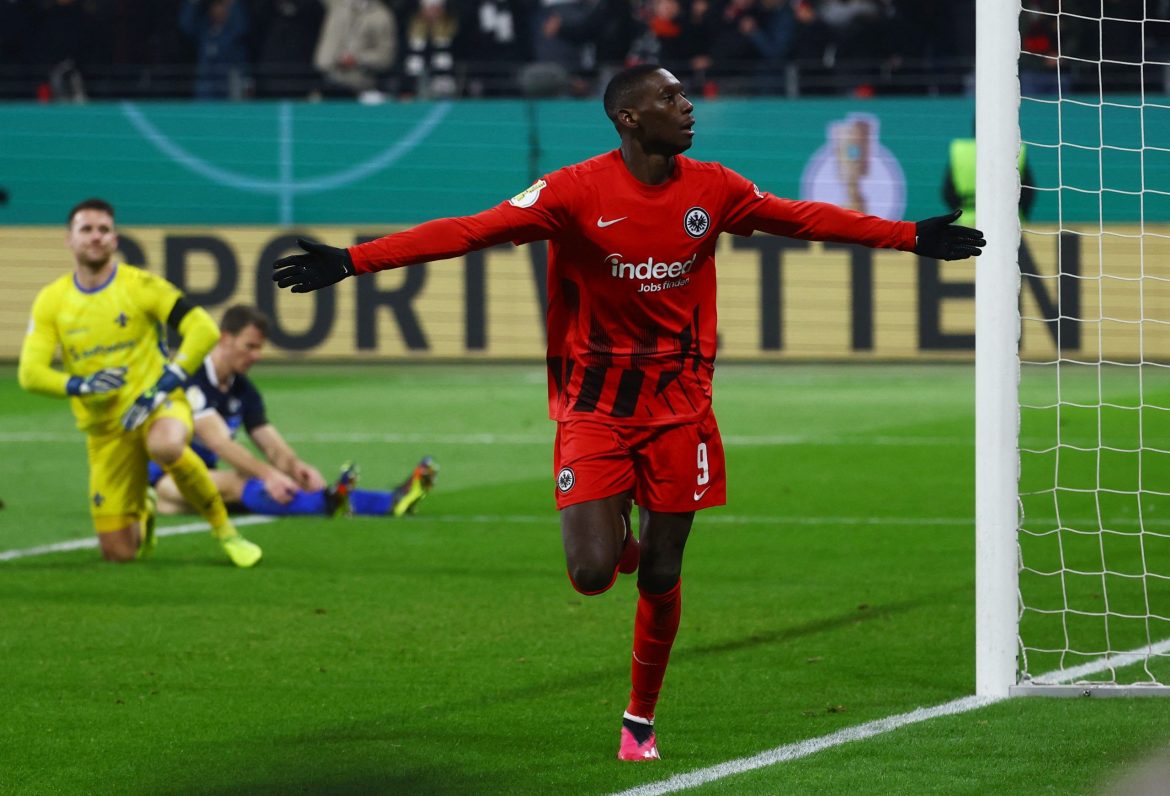 Chelsea keen on signing Randal Kolo Muani