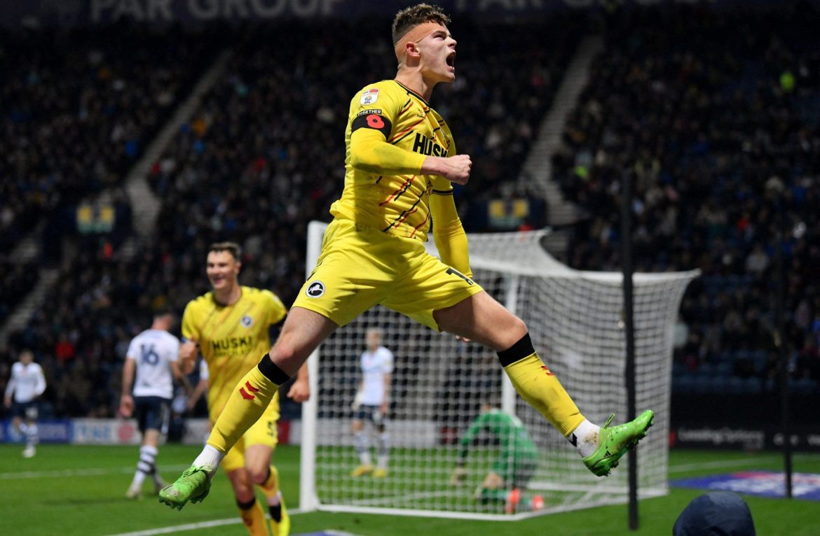 Leeds: Cresswell is starring on loan