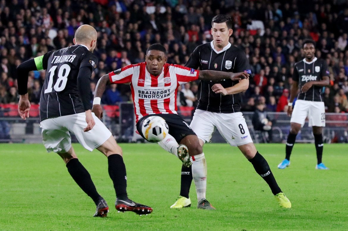 Spurs newbie Steven Bergwijn lauded by Mark van Bommel in 2019